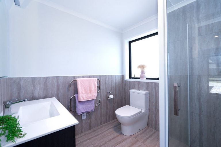 Photo of property in 8 Captains Loop, Haruru, 0204