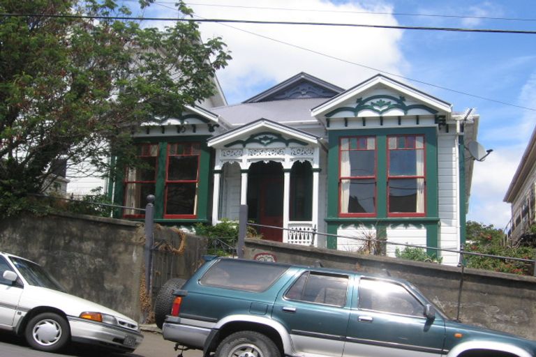 Photo of property in 38 Pirie Street, Mount Victoria, Wellington, 6011