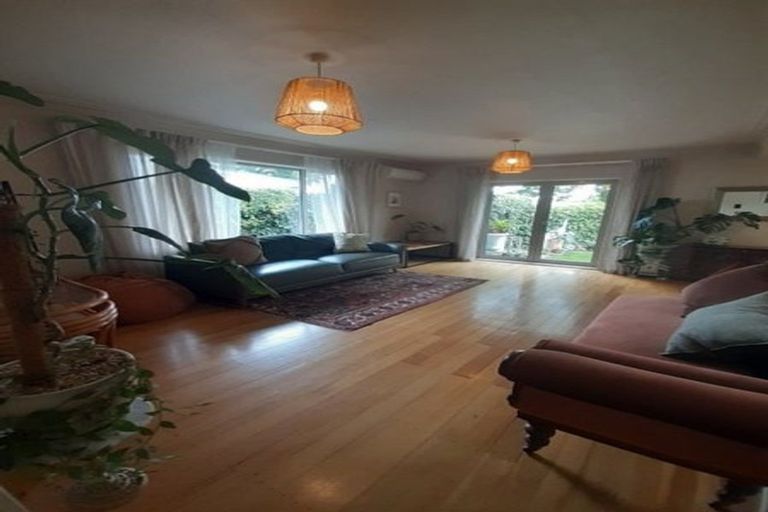 Photo of property in 2/65 Knowles Street, St Albans, Christchurch, 8052