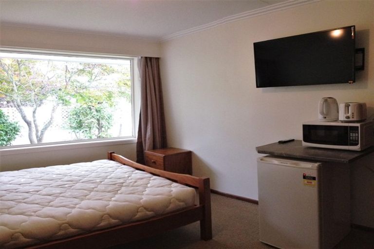 Photo of property in 52c Royal Terrace, Dunedin Central, Dunedin, 9016