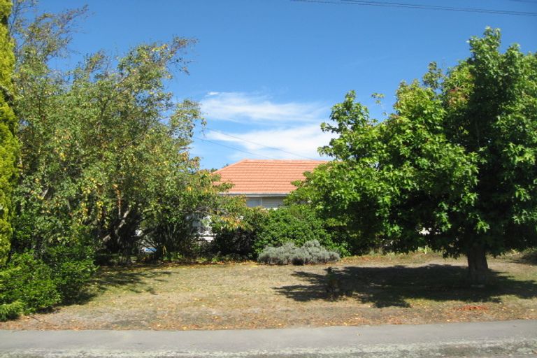 Photo of property in 12 Muirson Avenue, Hoon Hay, Christchurch, 8025