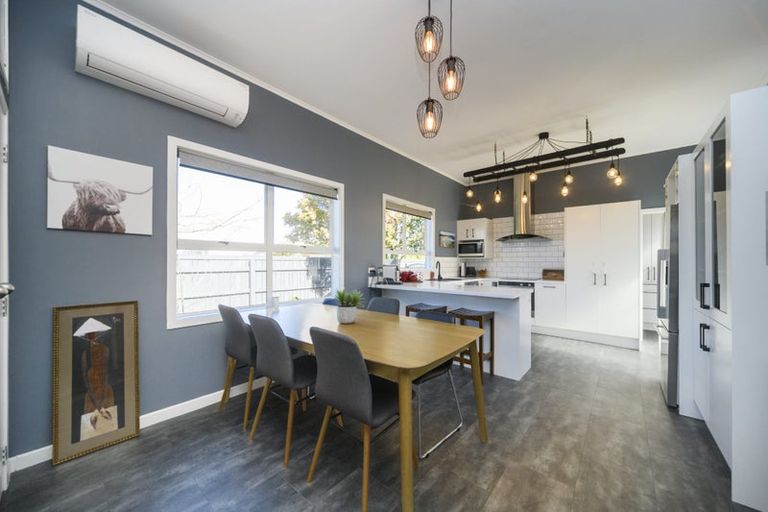 Photo of property in 46 Kingswood Street, Takaro, Palmerston North, 4412