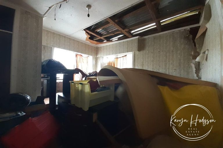 Photo of property in 184 Paparoa Station Road, Paparoa, 0571