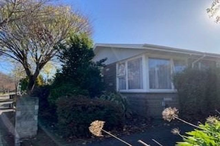 Photo of property in 1/49 Lochee Road, Upper Riccarton, Christchurch, 8041