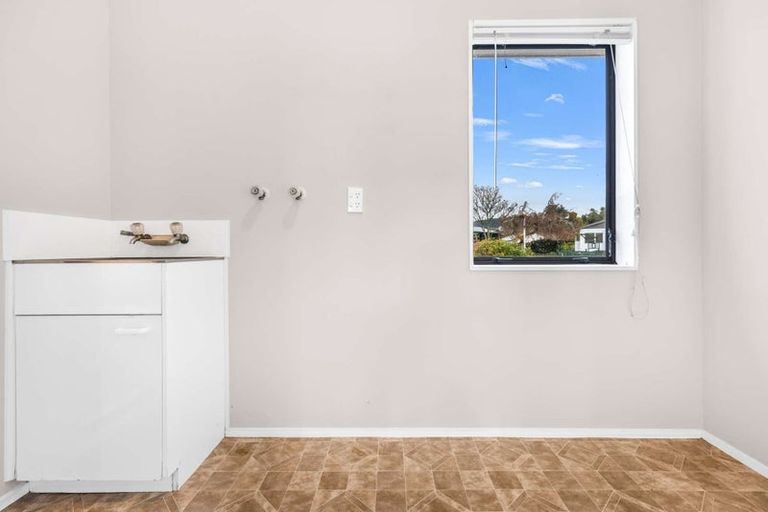 Photo of property in 1 Mansfield Road, Owhata, Rotorua, 3010