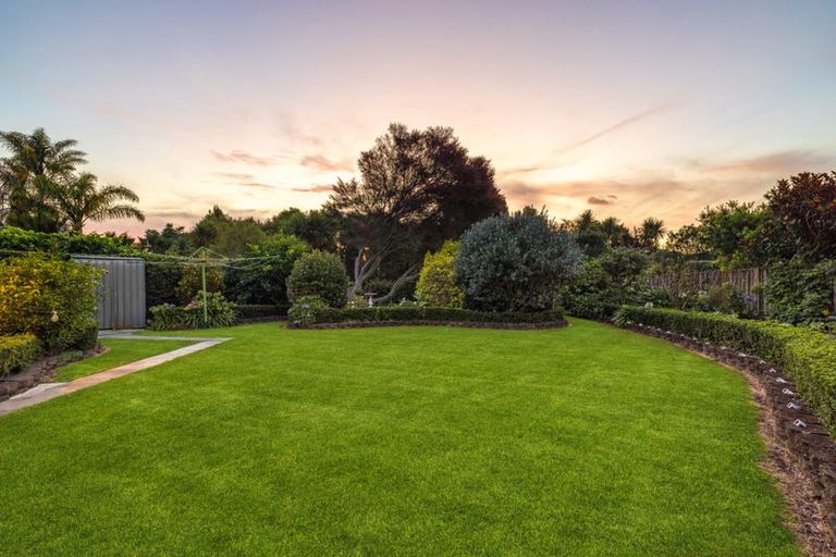 Photo of property in 44 Valley Road, Pukekohe, 2120