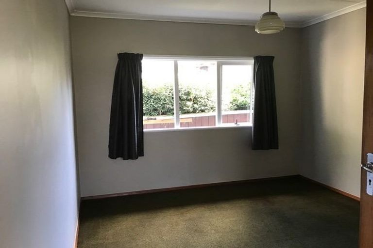 Photo of property in 303 College Street, West End, Palmerston North, 4410