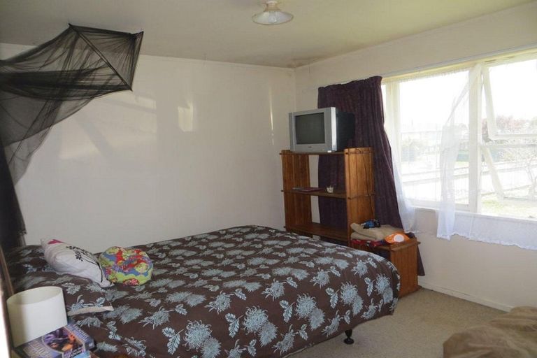 Photo of property in 23 Logan Street, Fairy Springs, Rotorua, 3015