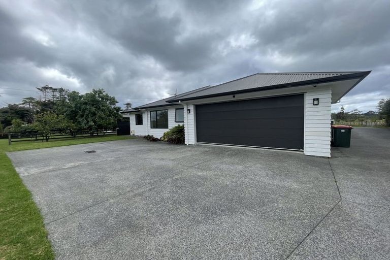 Photo of property in 480 Paremoremo Road, Paremoremo, Auckland, 0632