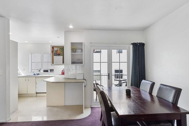 Photo of property in 8/142 Ghuznee Street, Te Aro, Wellington, 6011