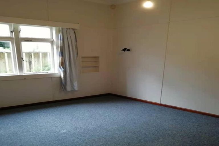 Photo of property in 23 Plunket Street, Kelburn, Wellington, 6012