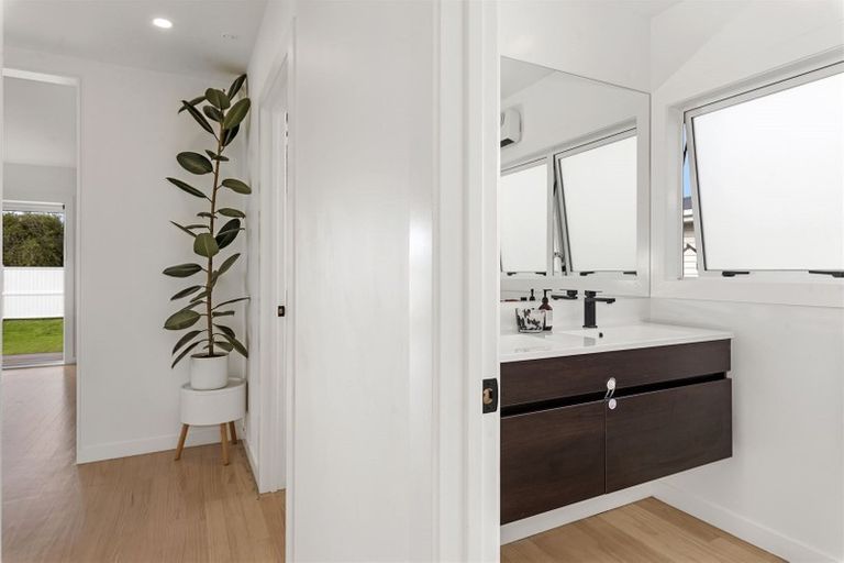 Photo of property in 2 Havelock Avenue, Forrest Hill, Auckland, 0620