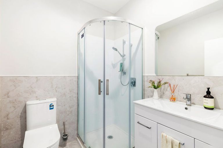 Photo of property in 24 Jutland Road, Pukekohe, 2120