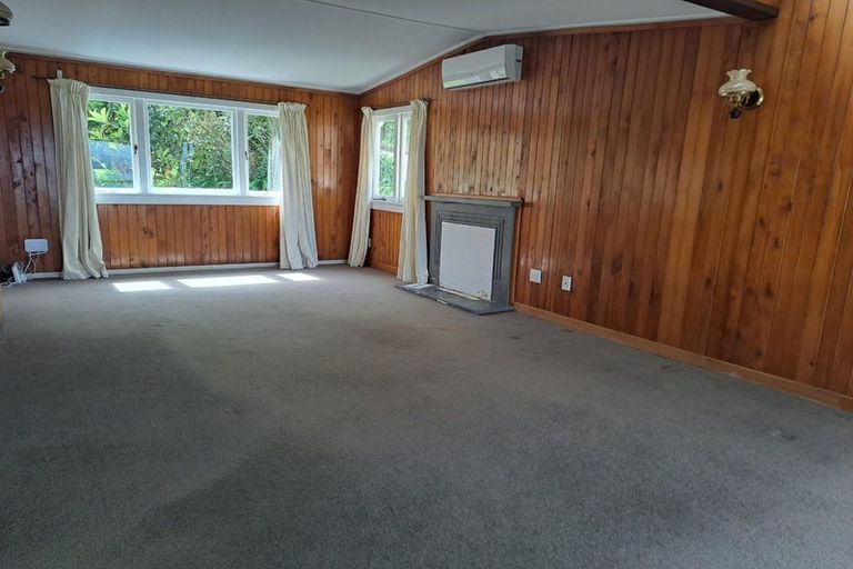 Photo of property in 27 Lookout Drive, Laingholm, Auckland, 0604