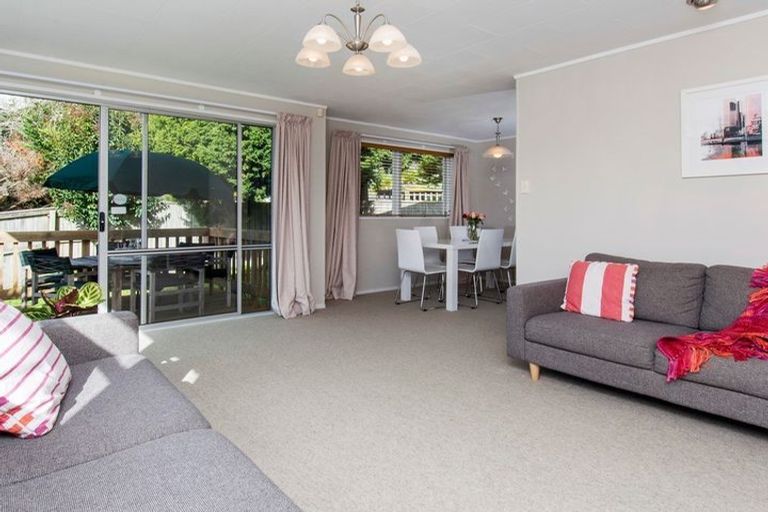 Photo of property in 27 John Gill Road, Shelly Park, Auckland, 2014