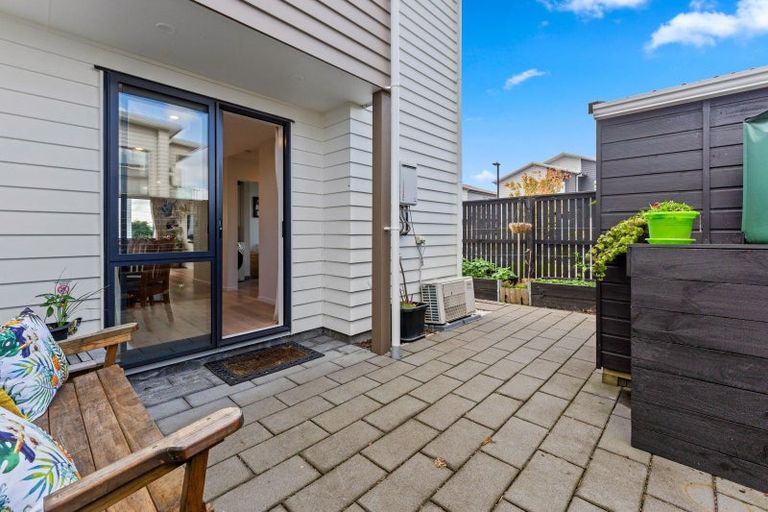 Photo of property in 9 Fuselage Road, Hobsonville, Auckland, 0616
