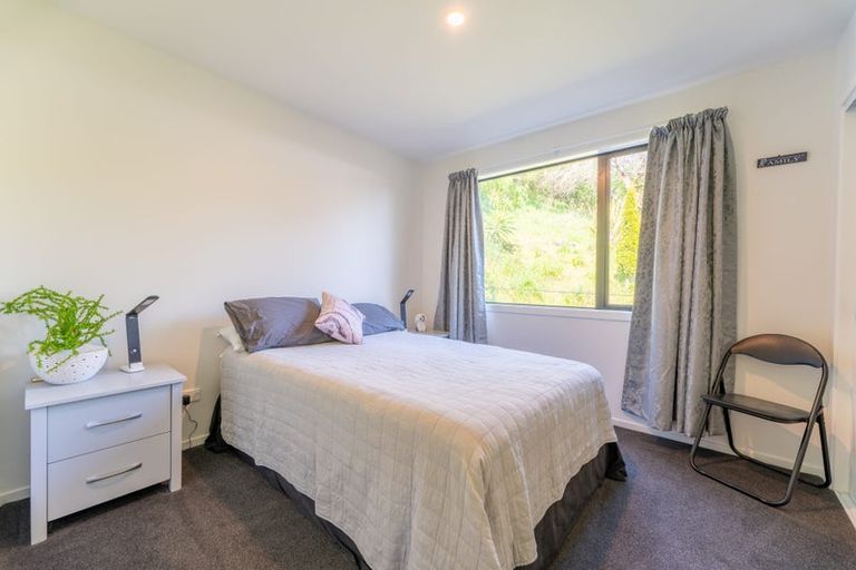 Photo of property in 10 Bute Street, Moeraki, 9482