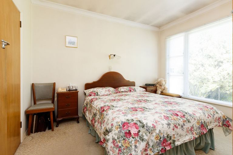 Photo of property in 35 Manchester Street, Takaro, Palmerston North, 4412