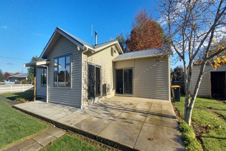 Photo of property in 6 Half Mile Road, Tuatapere, 9620