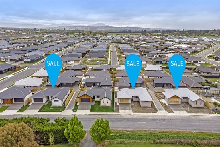 Photo of property in 142 Northbrook Road, Rangiora, 7400