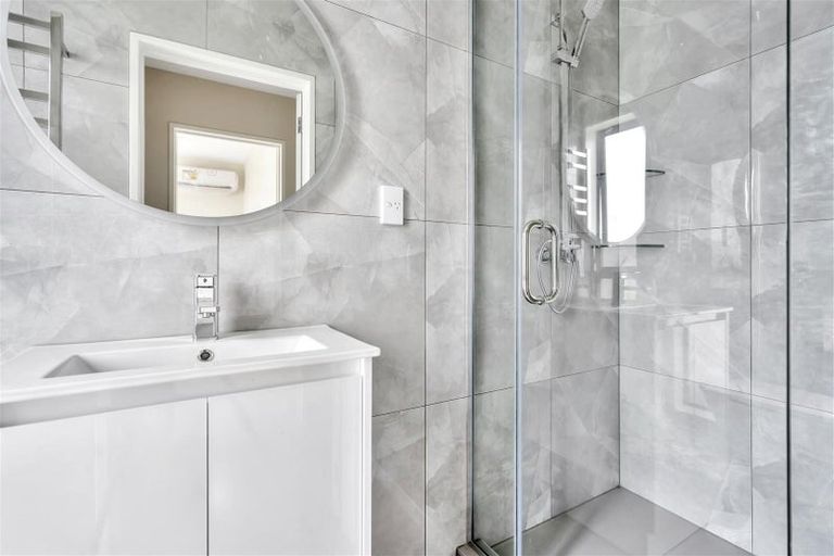 Photo of property in 24a Clayden Shuttleworth Street, Papakura, 2110