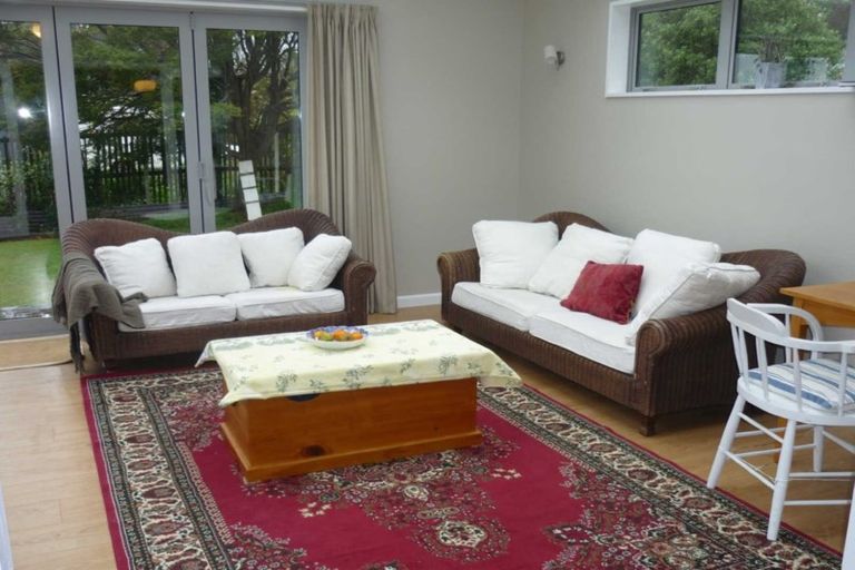 Photo of property in 73b Eastern Terrace, Beckenham, Christchurch, 8023