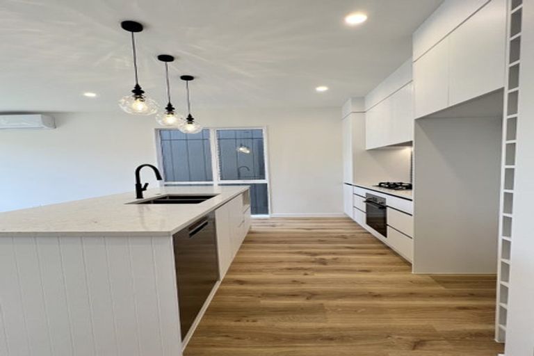 Photo of property in 69 Biokovo Street, Massey, Auckland, 0614