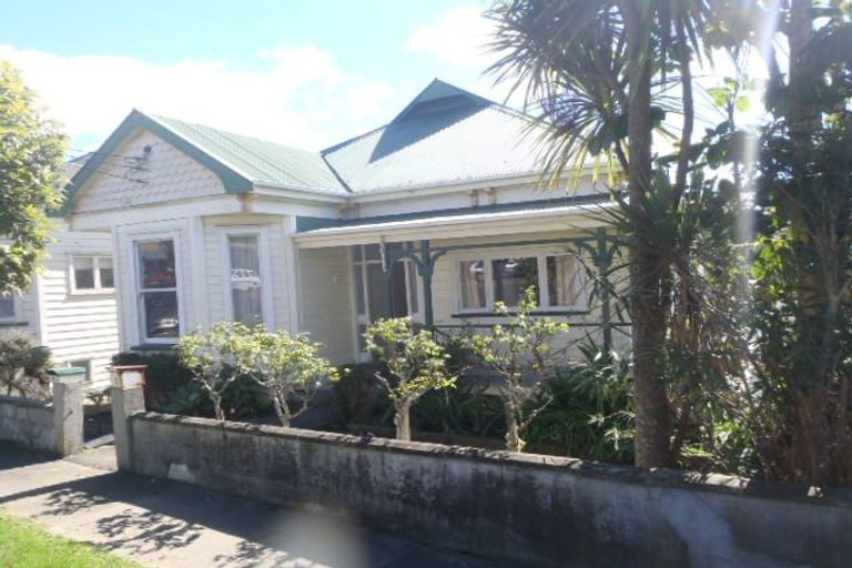 Photo of property in 31 Aitken Terrace, Kingsland, Auckland, 1021