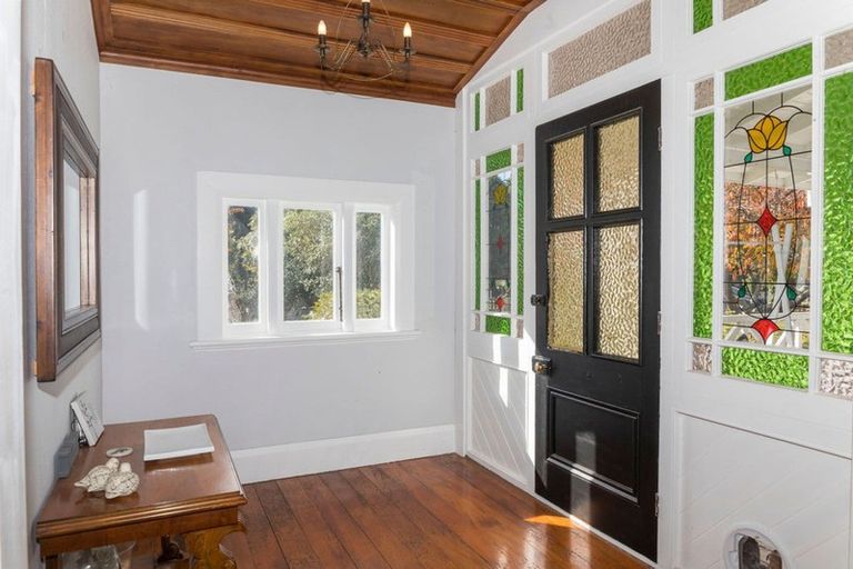 Photo of property in 2 Aerodrome Road, Dannevirke, 4972