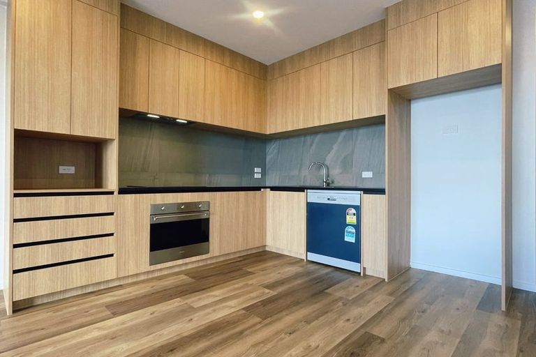 Photo of property in 105/50 Clay Works Lane, New Lynn, 0600