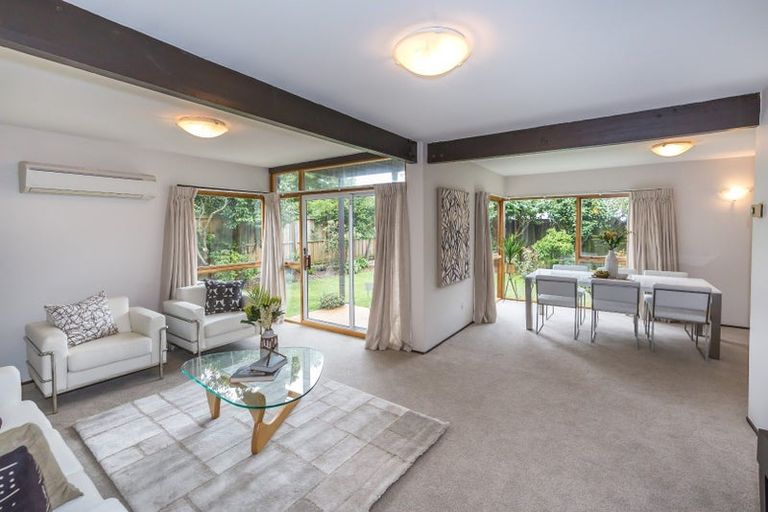 Photo of property in 76b Memorial Avenue, Ilam, Christchurch, 8053
