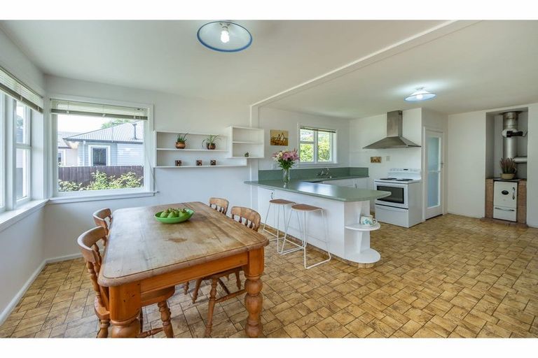Photo of property in 273 Centaurus Road, Hillsborough, Christchurch, 8022