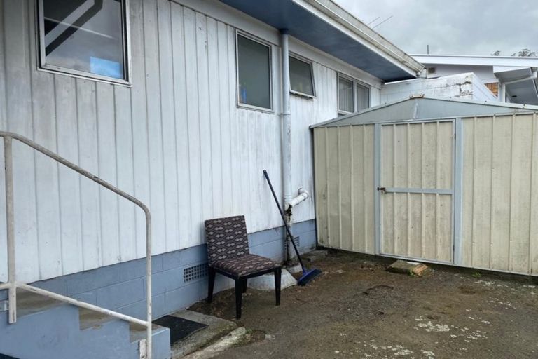 Photo of property in 92b Great South Road, Manurewa, Auckland, 2102