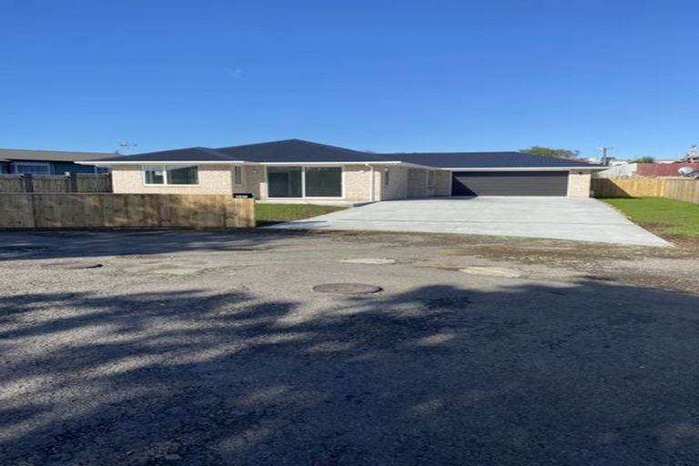 Photo of property in 28f Paritutu Road, Spotswood, New Plymouth, 4310