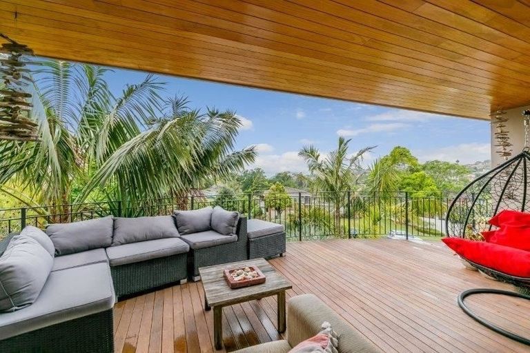 Photo of property in 3 Tanglewood Place, Cockle Bay, Auckland, 2014