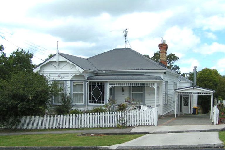 Photo of property in 41 Richmond Avenue, Northcote Point, Auckland, 0627