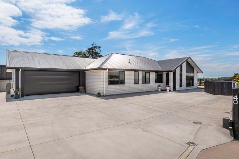 Photo of property in 40 Barrett Road, Whalers Gate, New Plymouth, 4310