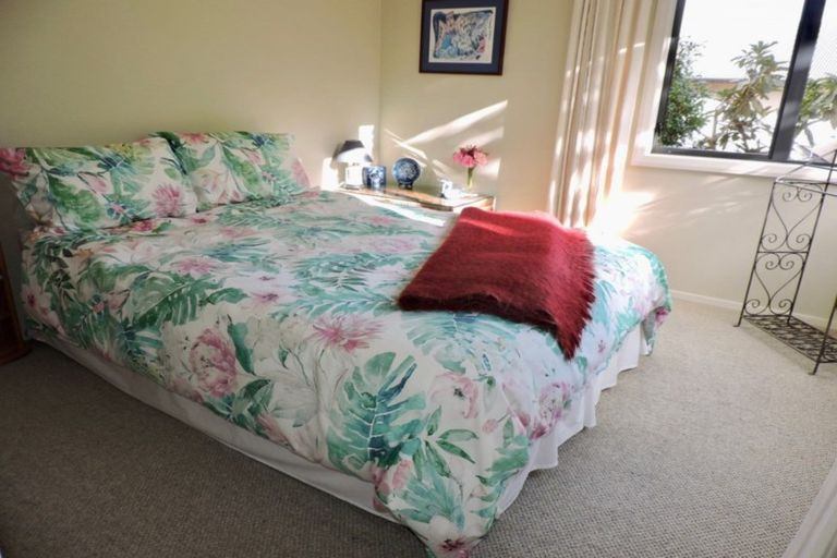 Photo of property in 58a Joseph Banks Drive, Whitby, Porirua, 5024