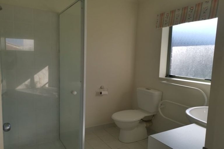 Photo of property in 6 Longford Park Drive, Takanini, 2112