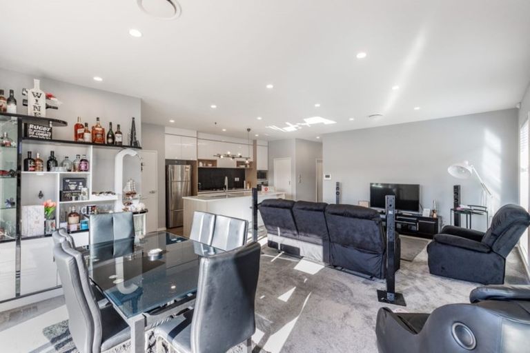 Photo of property in 91 Nobilo Road, Kumeu, 0810