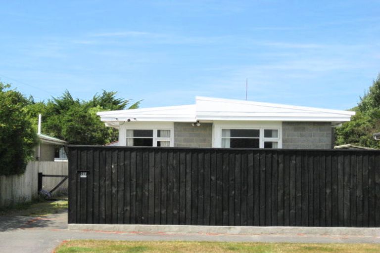 Photo of property in 357 Estuary Road, South New Brighton, Christchurch, 8062
