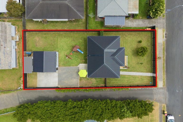 Photo of property in 16 Frank Hewitt Street, Pukekohe, 2120
