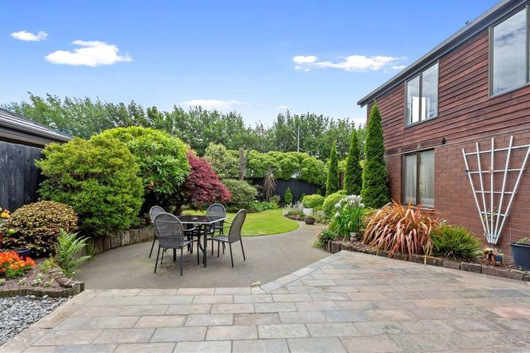 Photo of property in 74 Sarabande Avenue, Redwood, Christchurch, 8051