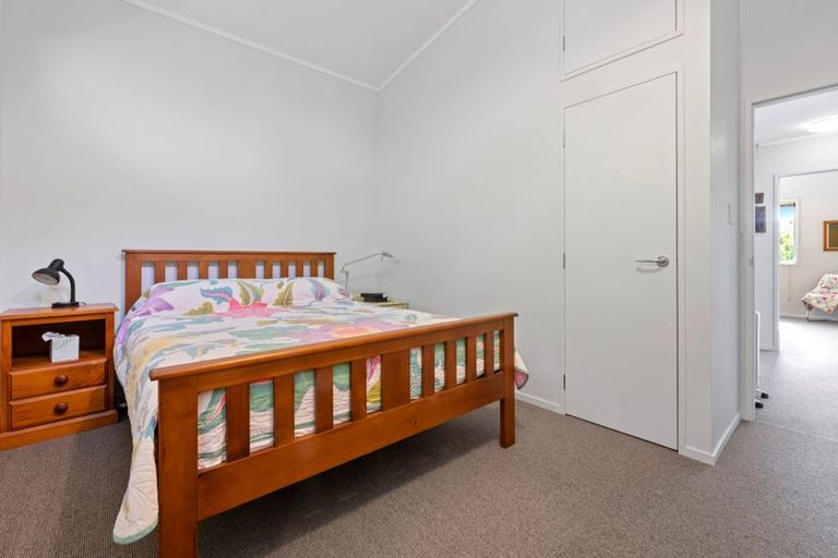 Photo of property in 105 Bays Road, Orere Point, 2585