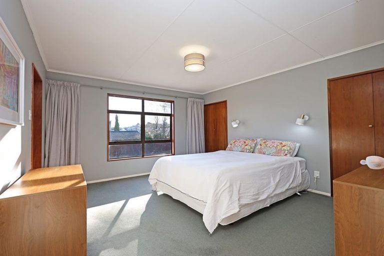 Photo of property in 33 Leven Street, South Hill, Oamaru, 9400