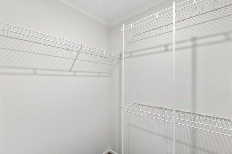 Photo of property in 21 Ponga Place, Papamoa Beach, Papamoa, 3118