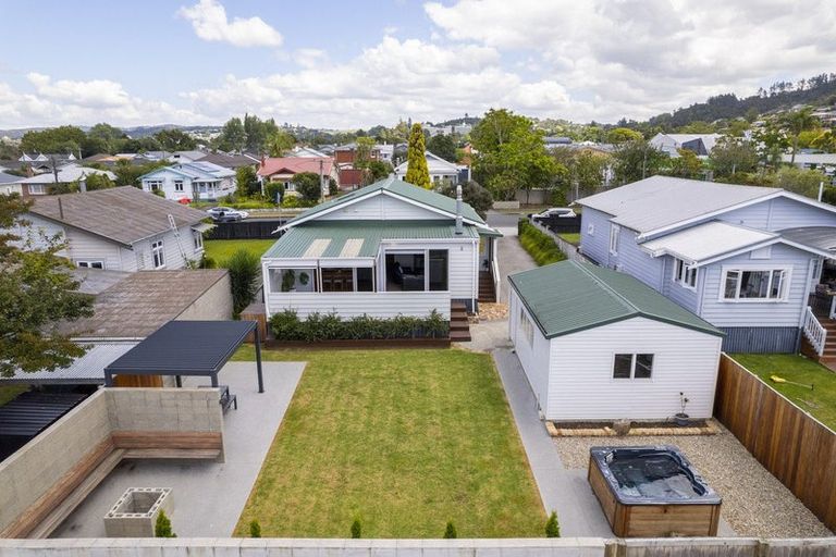 Photo of property in 5 Bernard Street, Avenues, Whangarei, 0110