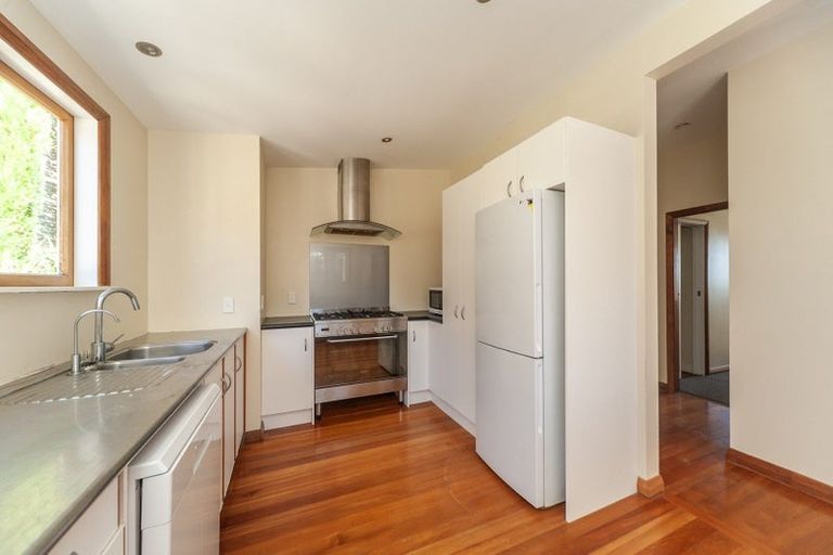 Photo of property in 35 Beacon Hill Road, Strathmore Park, Wellington, 6022