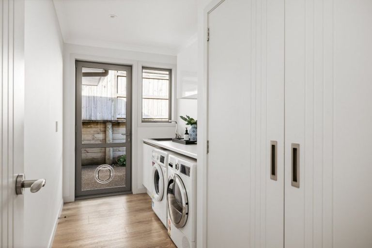 Photo of property in 324 Lakes Boulevard, Pyes Pa, Tauranga, 3112