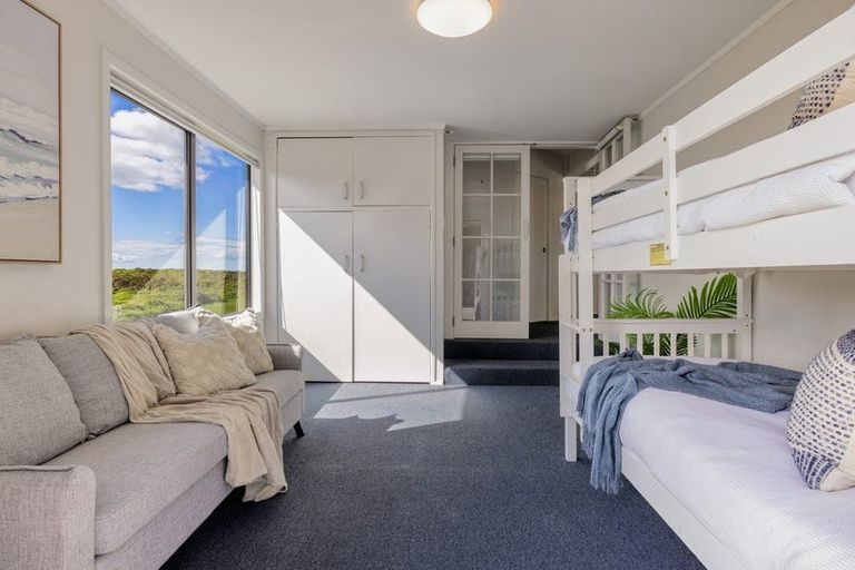 Photo of property in 1009 Papamoa Beach Road, Papamoa Beach, Papamoa, 3118